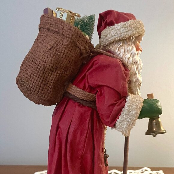 Two VINTAGE "POSSIBLE DREAMS" Clothtique Santas, Collectible Santas - Picture 13 of 14